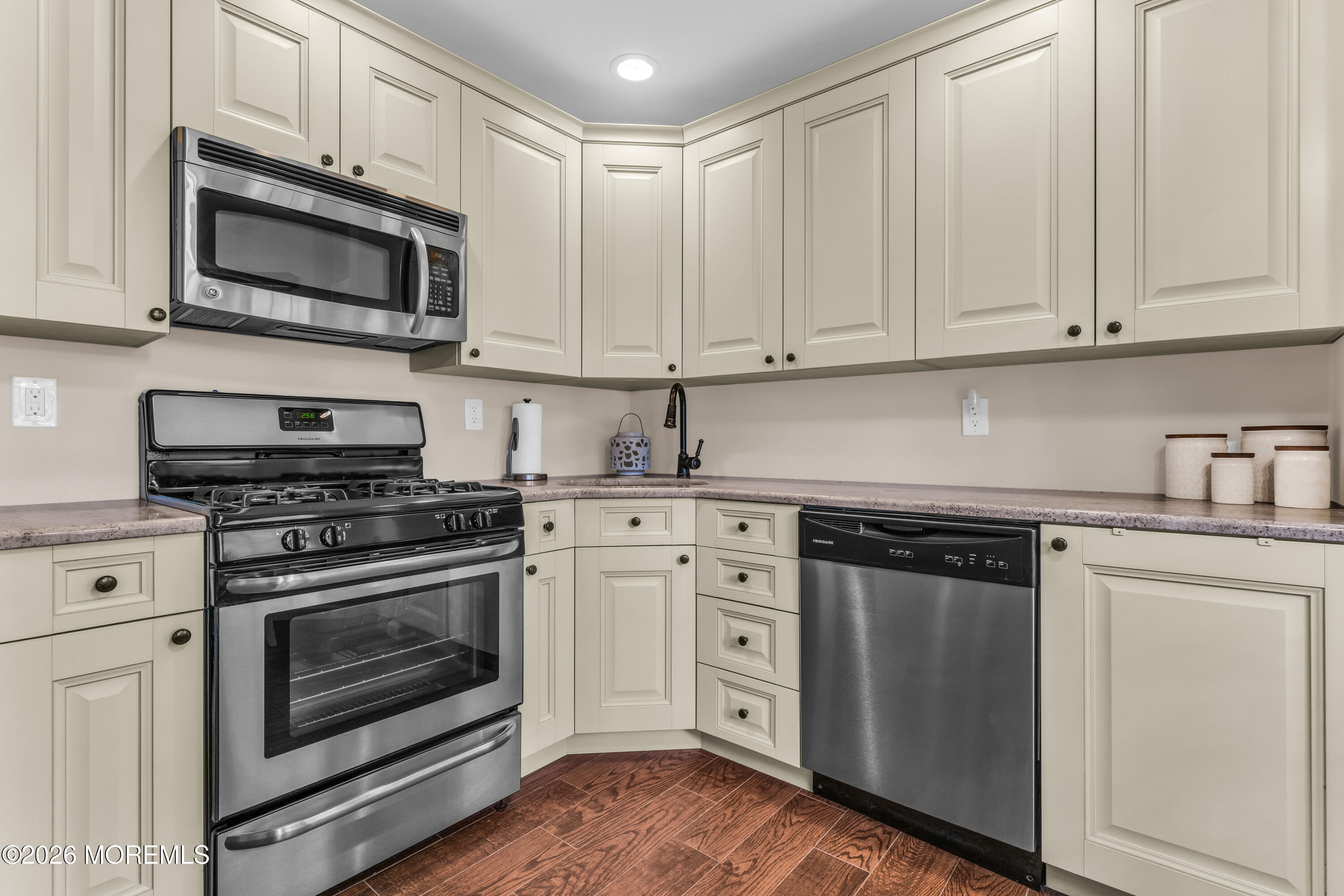 9 Brookdale Court Forked River NJ 08731