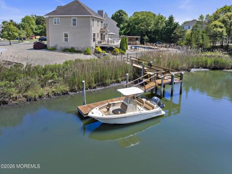 40 Overlook Drive Little Egg Harbor NJ 08087