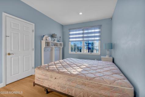21 Old Queens Court Eatontown NJ 07724