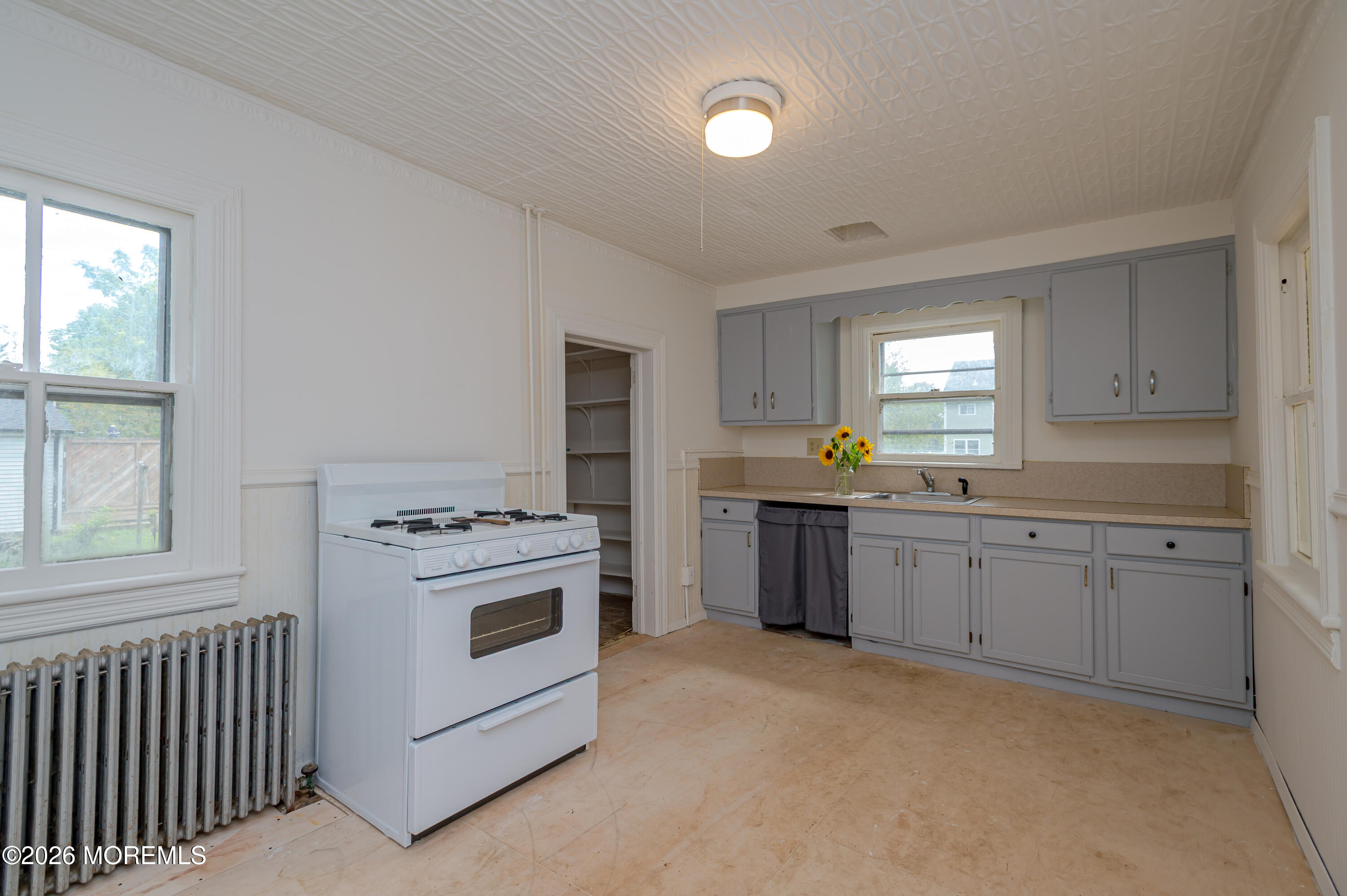 211 Main Street Spotswood NJ 08884