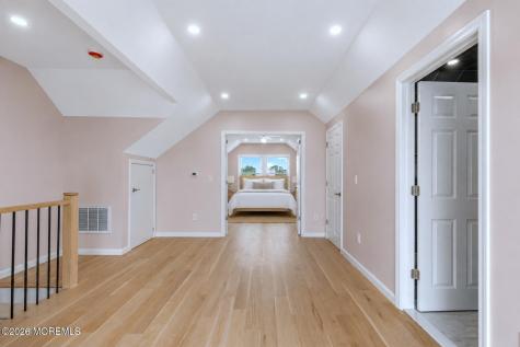 95 Seabreeze Avenue Middletown NJ 07748