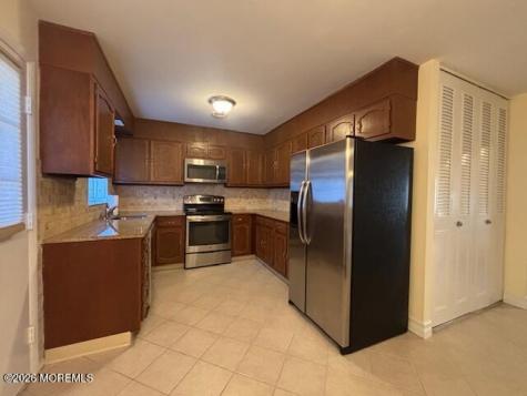 14B Cambridge Circle Manchester NJ 08759