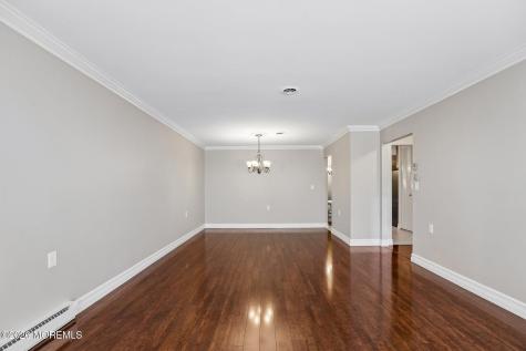 14B Cambridge Circle Manchester NJ 08759