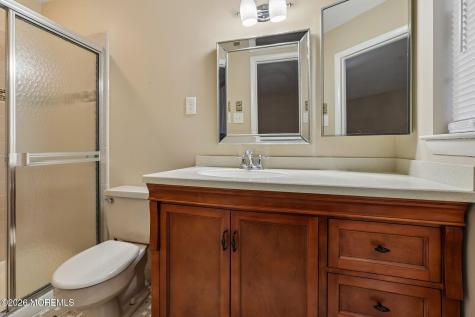 14B Cambridge Circle Manchester NJ 08759