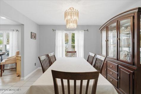 8 Moss Haven Way Howell NJ 07731