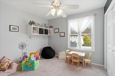 8 Moss Haven Way Howell NJ 07731