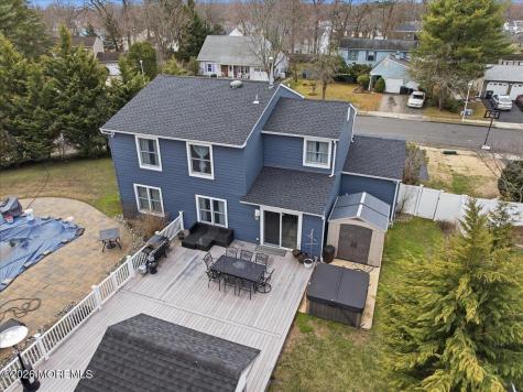 8 Moss Haven Way Howell NJ 07731