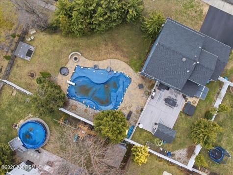 8 Moss Haven Way Howell NJ 07731