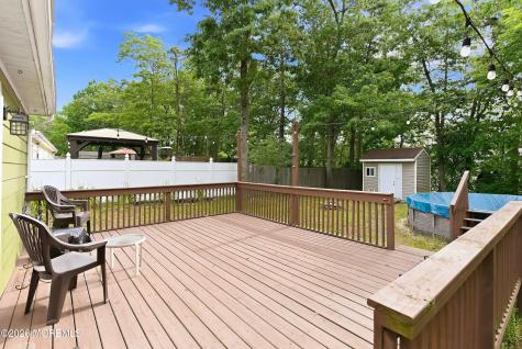 26 Ravenwood Boulevard Barnegat NJ 08005