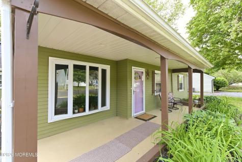 26 Ravenwood Boulevard Barnegat NJ 08005