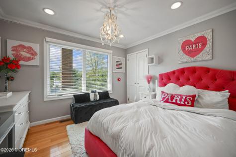 5 Grace Court Marlboro NJ 07746