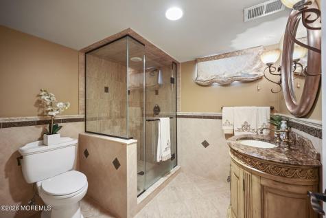 5 Grace Court Marlboro NJ 07746