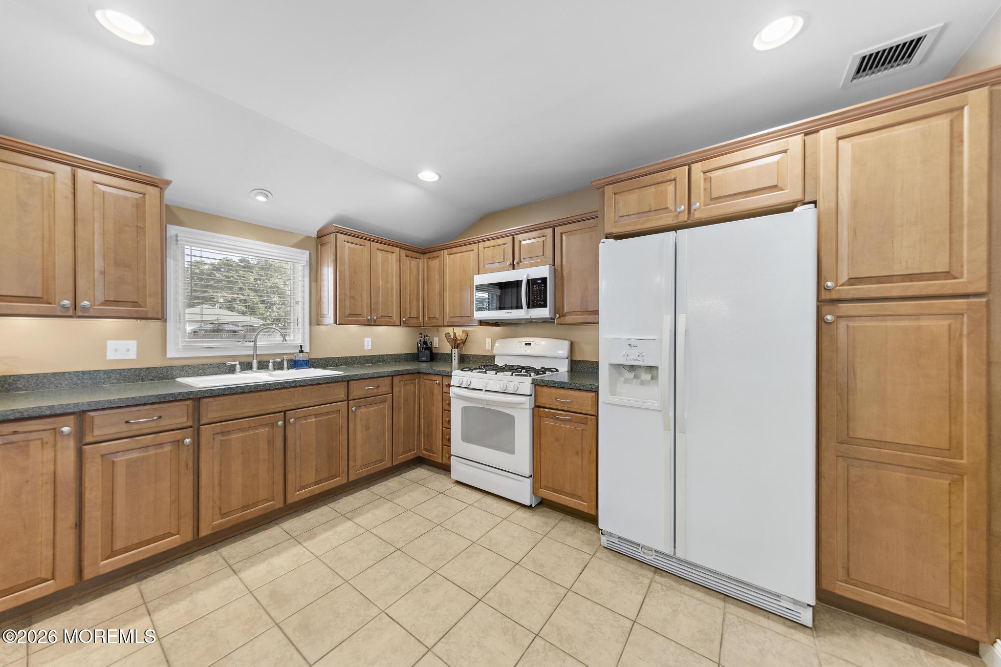 211 3rd Avenue Tuckerton NJ 08087