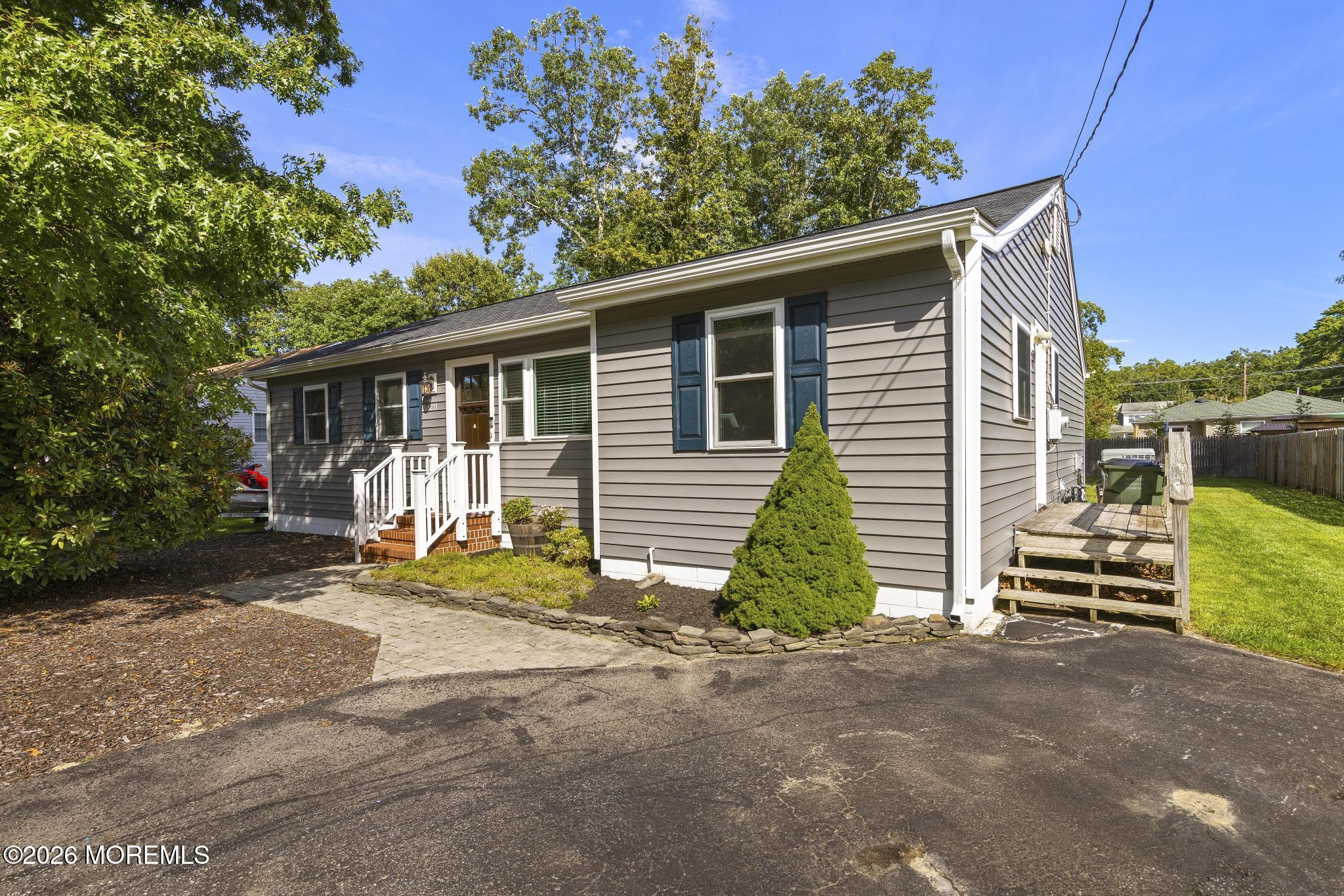 211 3rd Avenue Tuckerton NJ 08087