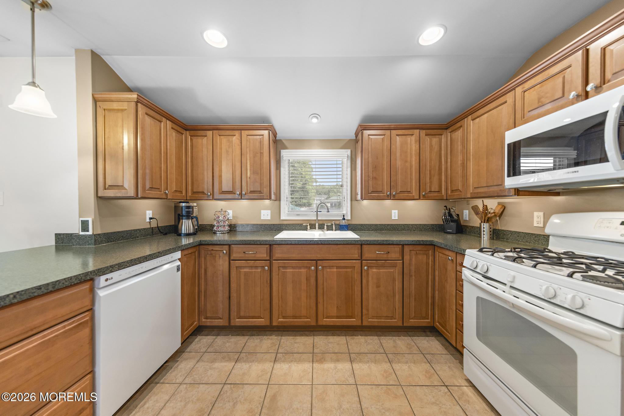 211 3rd Avenue Tuckerton NJ 08087