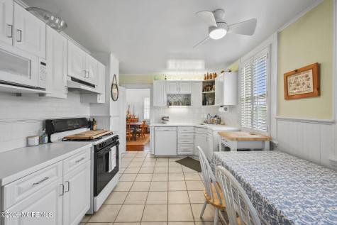 8 Riverdale Avenue Monmouth Beach NJ 07750