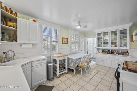 8 Riverdale Avenue Monmouth Beach NJ 07750