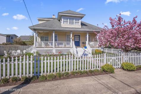 8 Riverdale Avenue Monmouth Beach NJ 07750