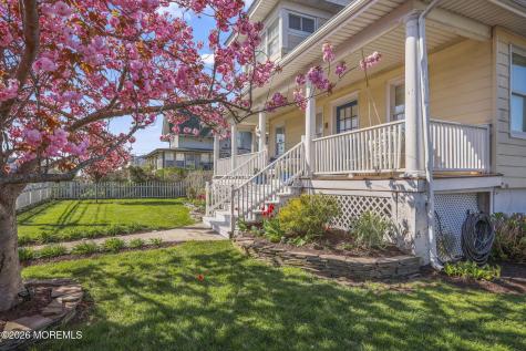 8 Riverdale Avenue Monmouth Beach NJ 07750
