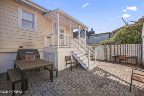 8 Riverdale Avenue Monmouth Beach NJ 07750