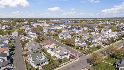 8 Riverdale Avenue Monmouth Beach NJ 07750
