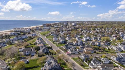 8 Riverdale Avenue Monmouth Beach NJ 07750