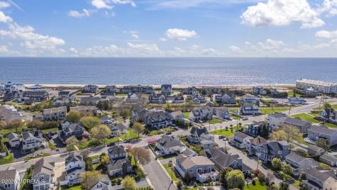 8 Riverdale Avenue Monmouth Beach NJ 07750