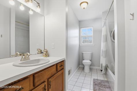9 Stacy Court Jackson NJ 08527