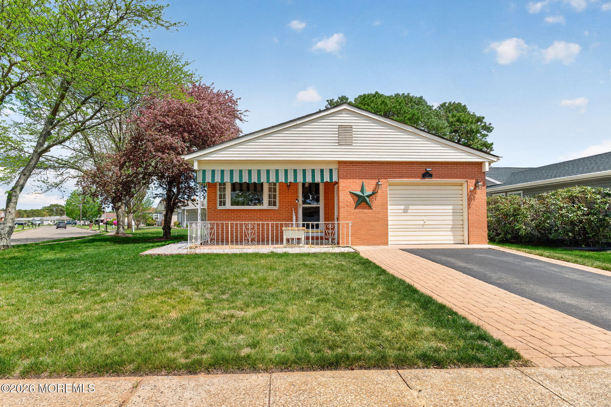 24 Chateux Lane Toms River NJ 08757