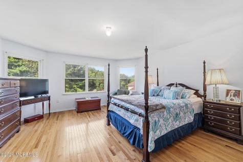 1 Launcelot Lane Jamesburg NJ 08831