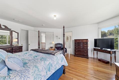 1 Launcelot Lane Jamesburg NJ 08831