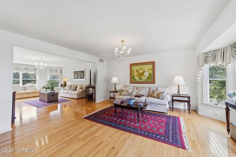 1 Launcelot Lane Jamesburg NJ 08831