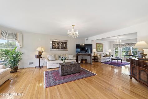 1 Launcelot Lane Jamesburg NJ 08831