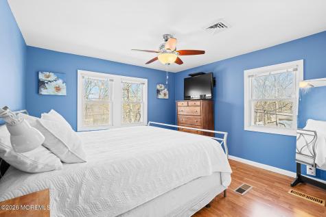 42 Lake Boulevard Aberdeen NJ 07747