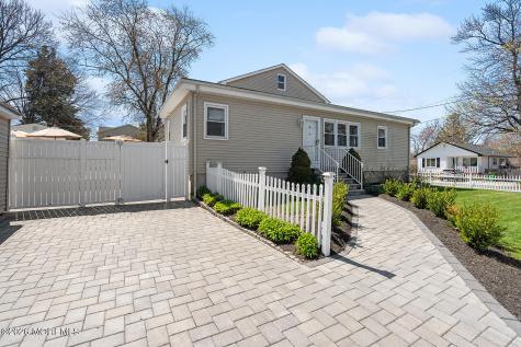 42 Lake Boulevard Aberdeen NJ 07747