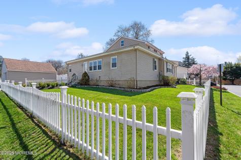42 Lake Boulevard Aberdeen NJ 07747