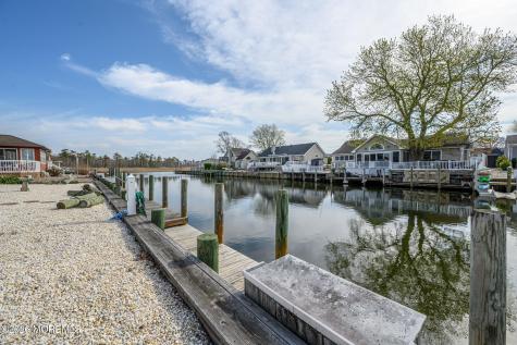 613 Winthrop Drive Forked River NJ 08731