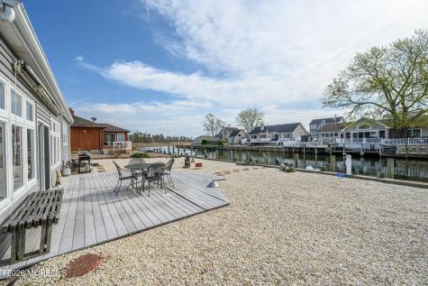 613 Winthrop Drive Forked River NJ 08731