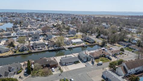 613 Winthrop Drive Forked River NJ 08731