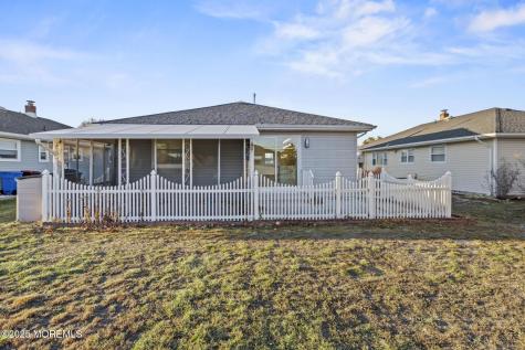 16 Saint Kitts Drive Toms River NJ 08757