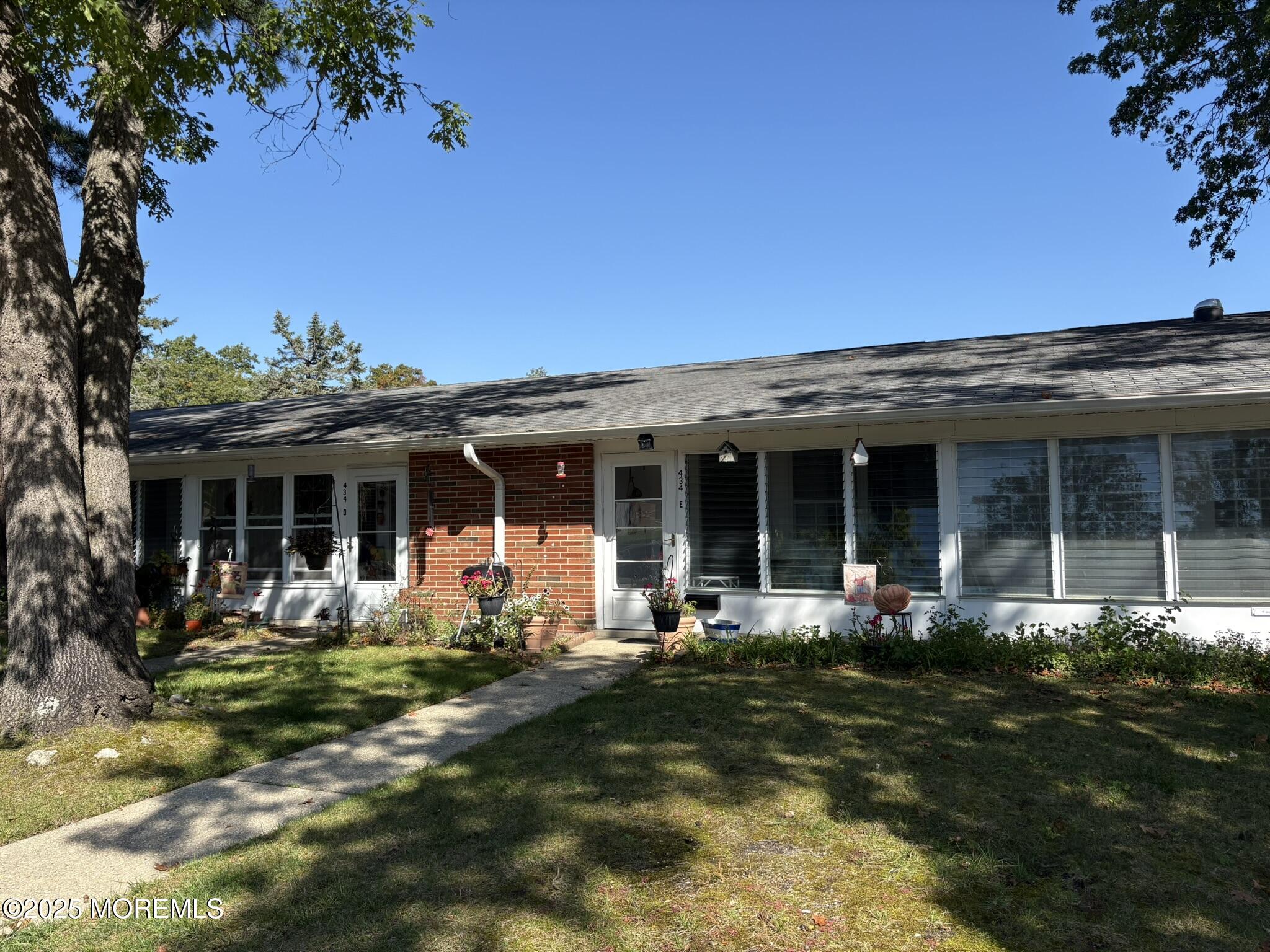 434E Portsmouth Drive Lakewood NJ 08701