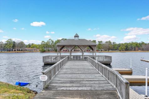 434E Portsmouth Drive Lakewood NJ 08701