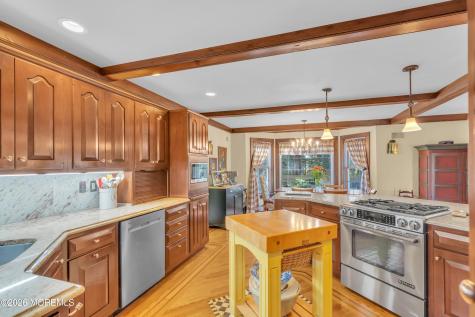 204 Edgemere Drive Toms River NJ 08755