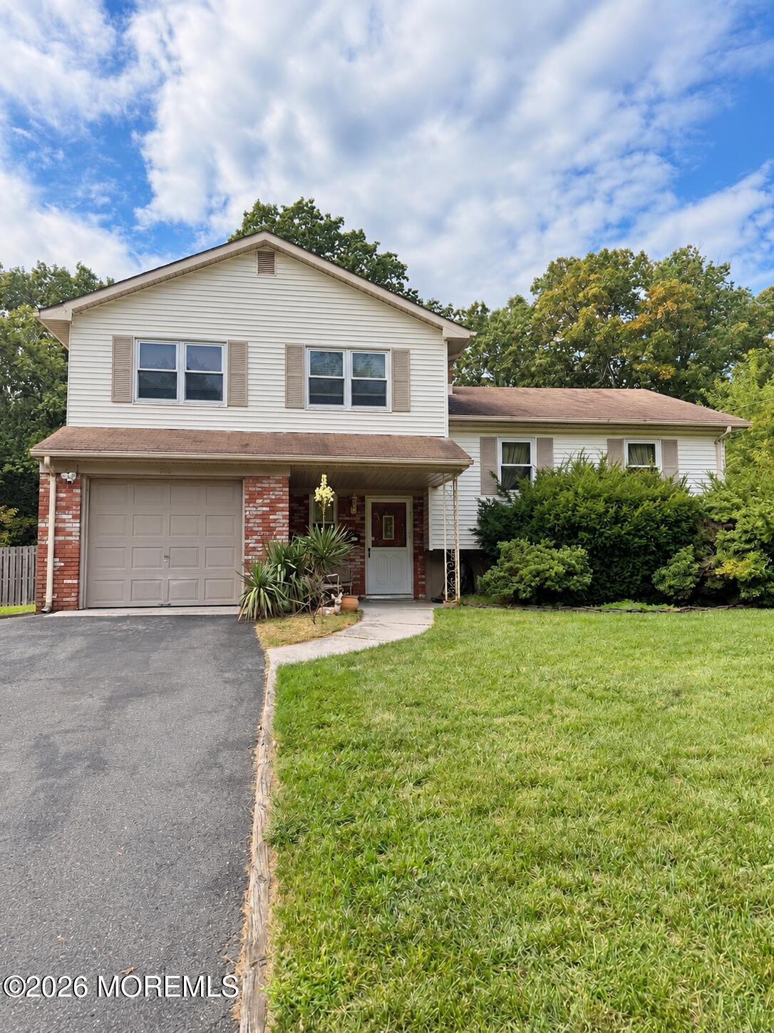 26 Chestnut Hill Road Howell NJ 07731