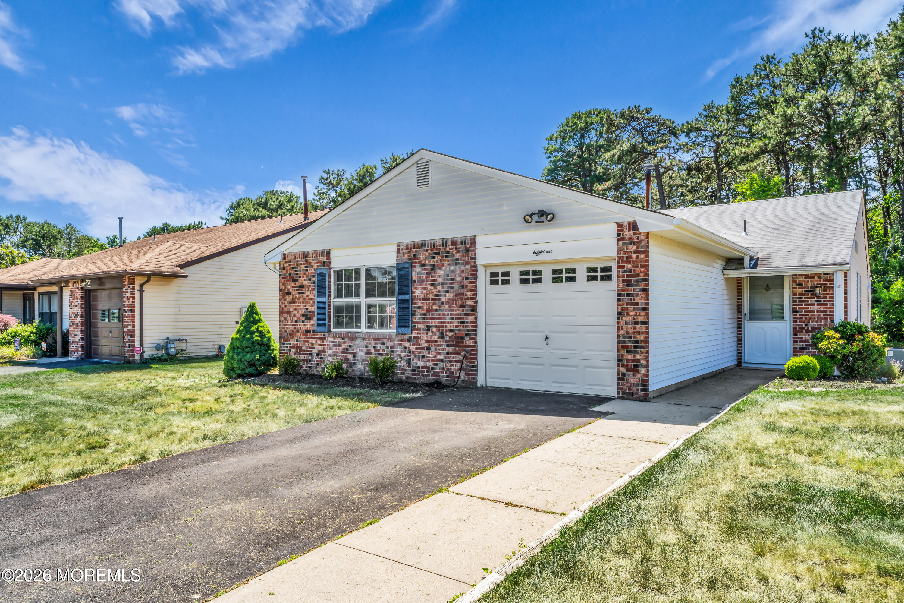 18 Whitecap Way Brick NJ 08723