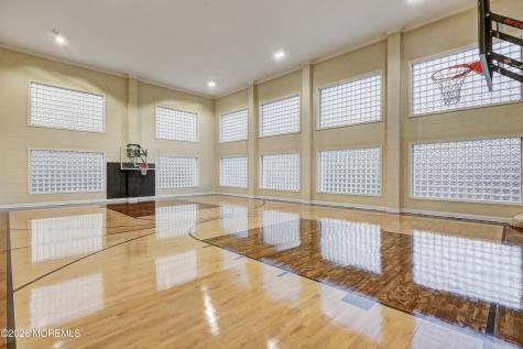 19 Embry Farm Road Marlboro NJ 07746