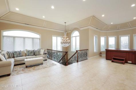 19 Embry Farm Road Marlboro NJ 07746