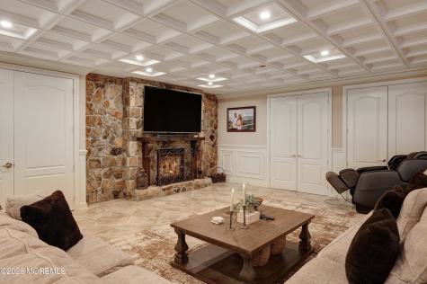 19 Embry Farm Road Marlboro NJ 07746