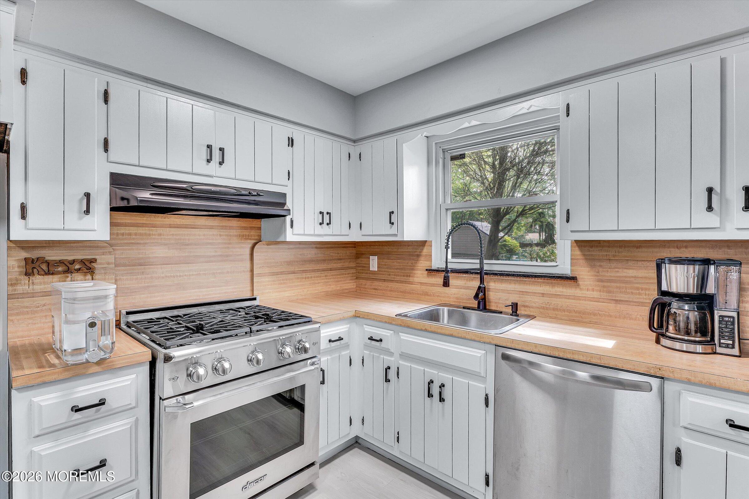 36 Old Bridge Drive Howell NJ 07731