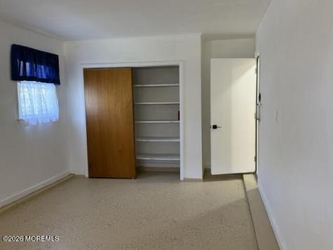 42 Lauren Lane Brick NJ 08723
